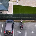 Roma Gordiani House Internal Parking