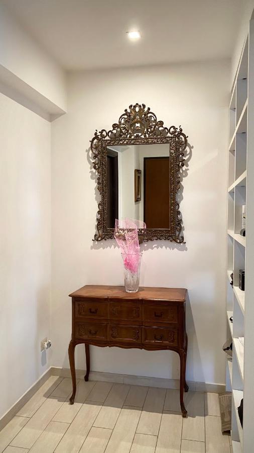 Gordiani House Internal Parking Rom